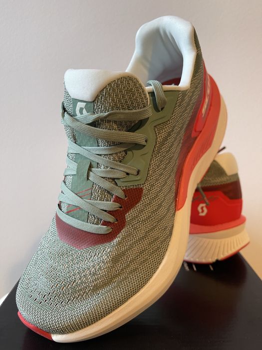 Ténis Scott Mulher de corrida - NOVOS