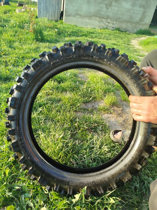 Продам резину,скат,шину стан майже нічого не наїхав країна виробник Ін