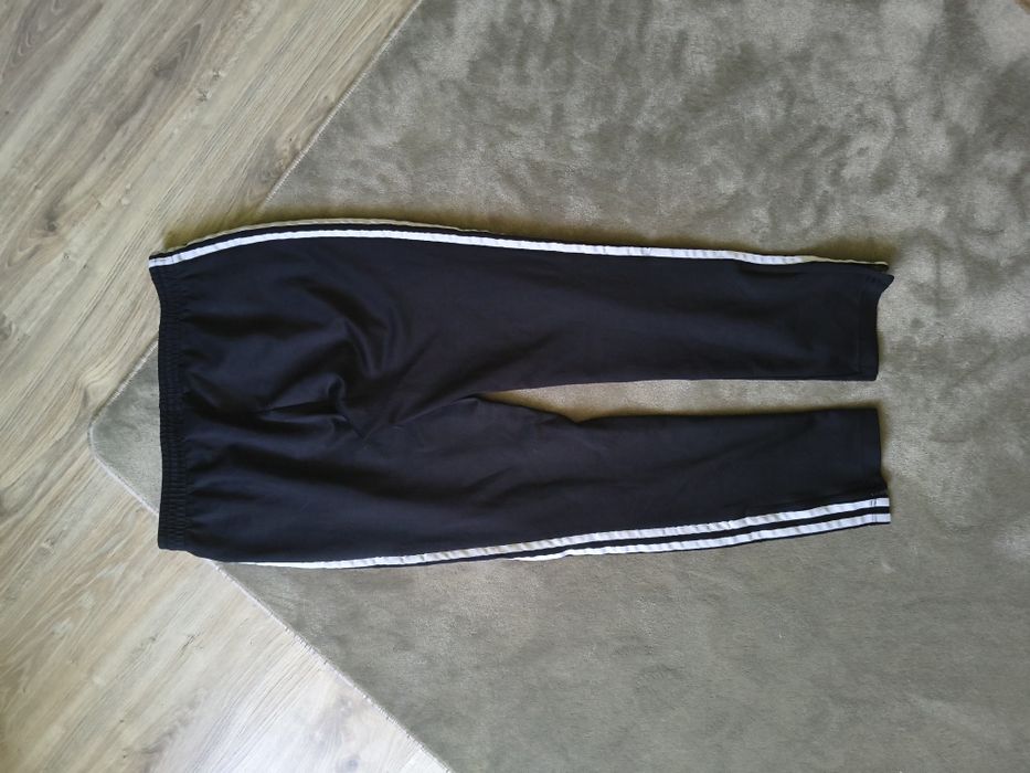 Spodnie adidas L