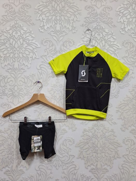 Koszulka i spodenki rowerowe SCOTT dziecięce 116 kolarskie szosowe