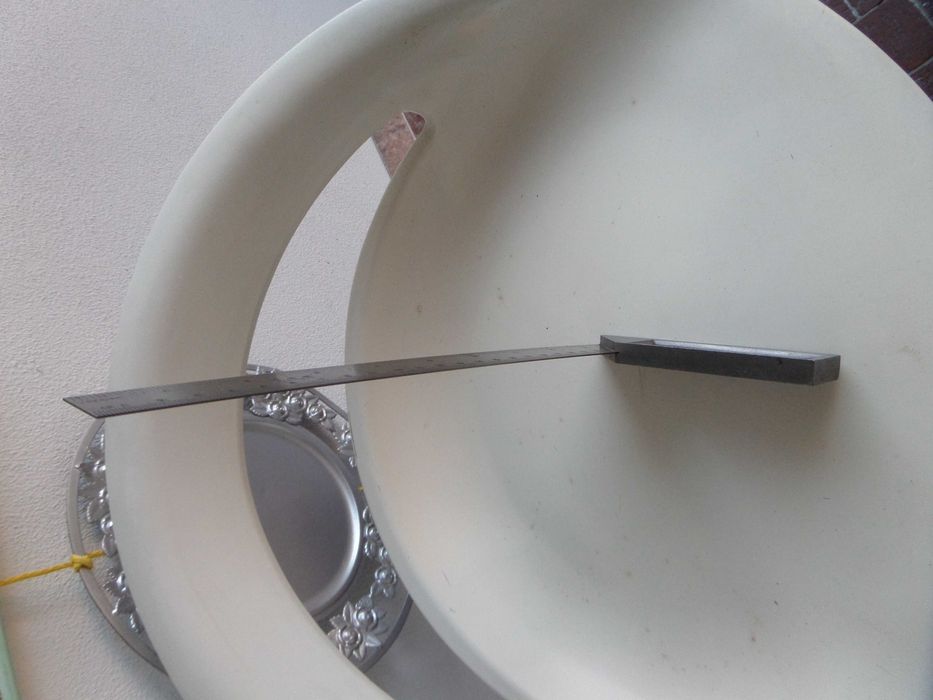 Kątownik stalowy 250 mm