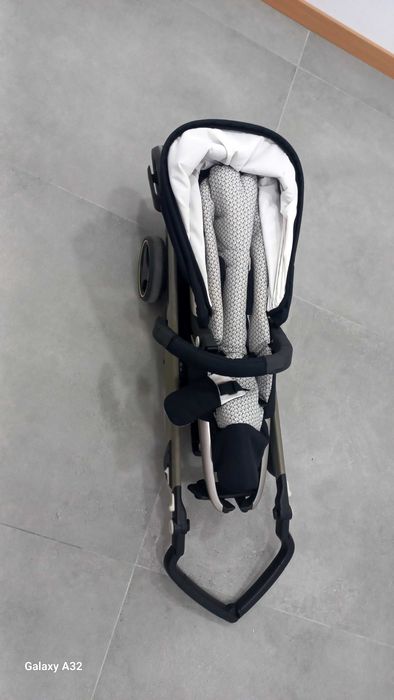 TrioBebeconfort + cadeira grupo 2 + base isofix