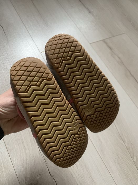 Kapcie papcie Emel 26