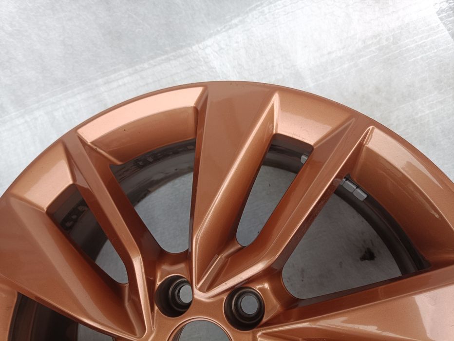 Volkswagen VW t-cross 2gm inne modele felga pojedyncza 17 cali et39 or