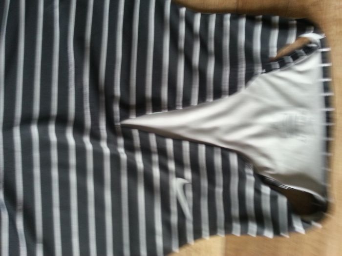 Koszulka sportowa damska NIKE DRI-FIT roz S