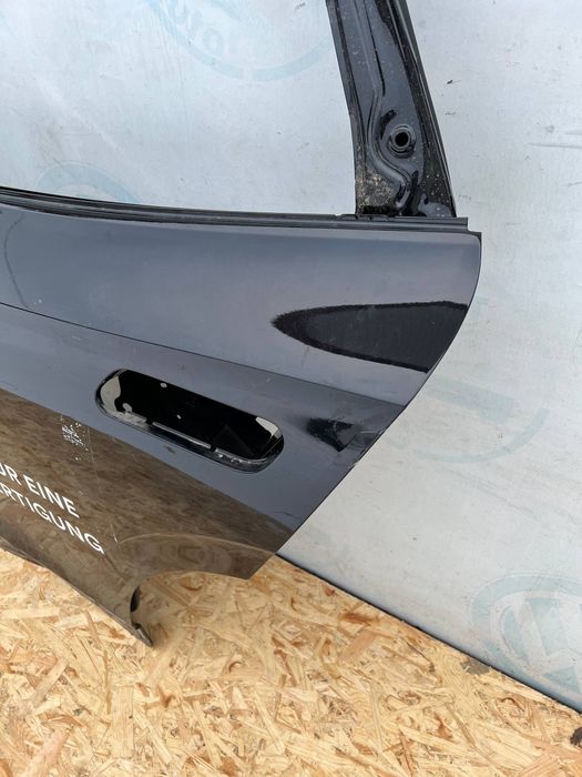 VW ID 4 Двері двери задние