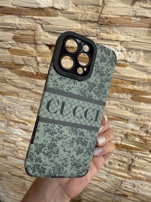 Продам чехол на iPhone 16 pro max