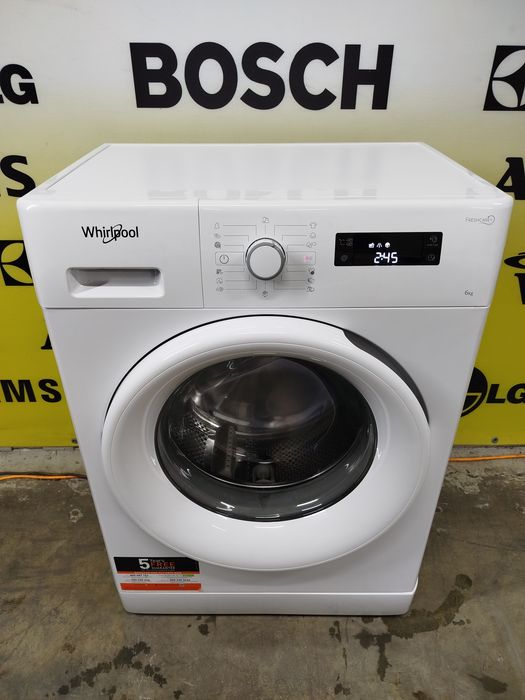 Пральна машина фірми Whirlpool