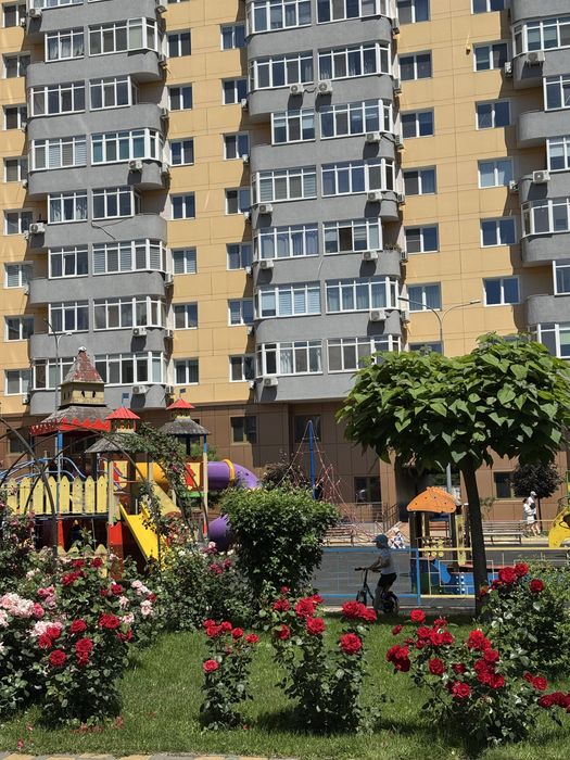 Продам 2к.квартиру 50кв.м Оболонський район ЖК Міністерський Кондратюка 3 Власник