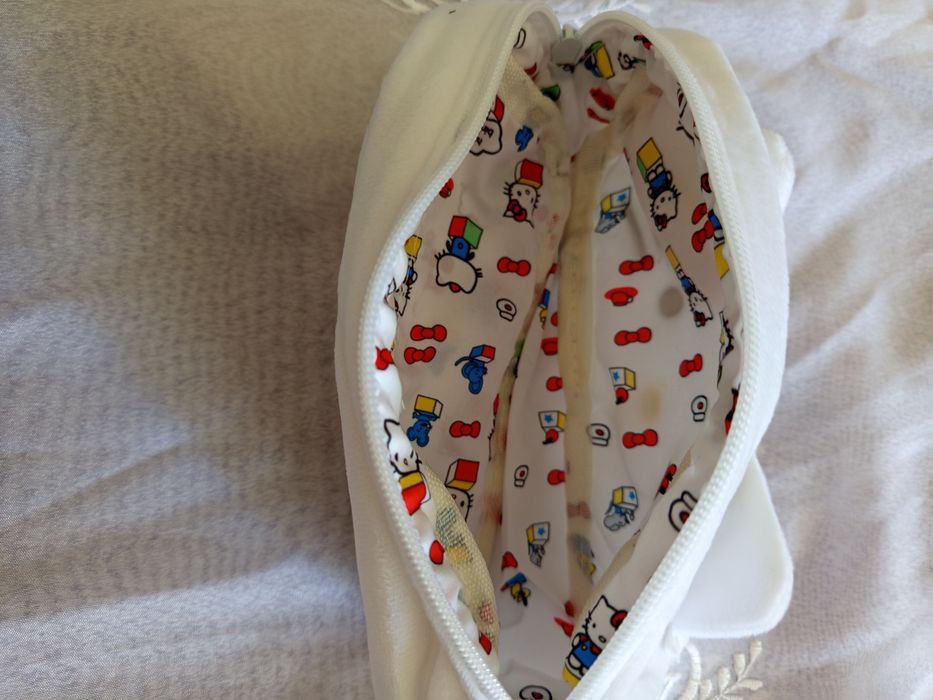Bolsa veludo hello Kitty