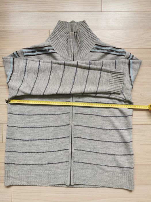 Sweter marki Volcano XL