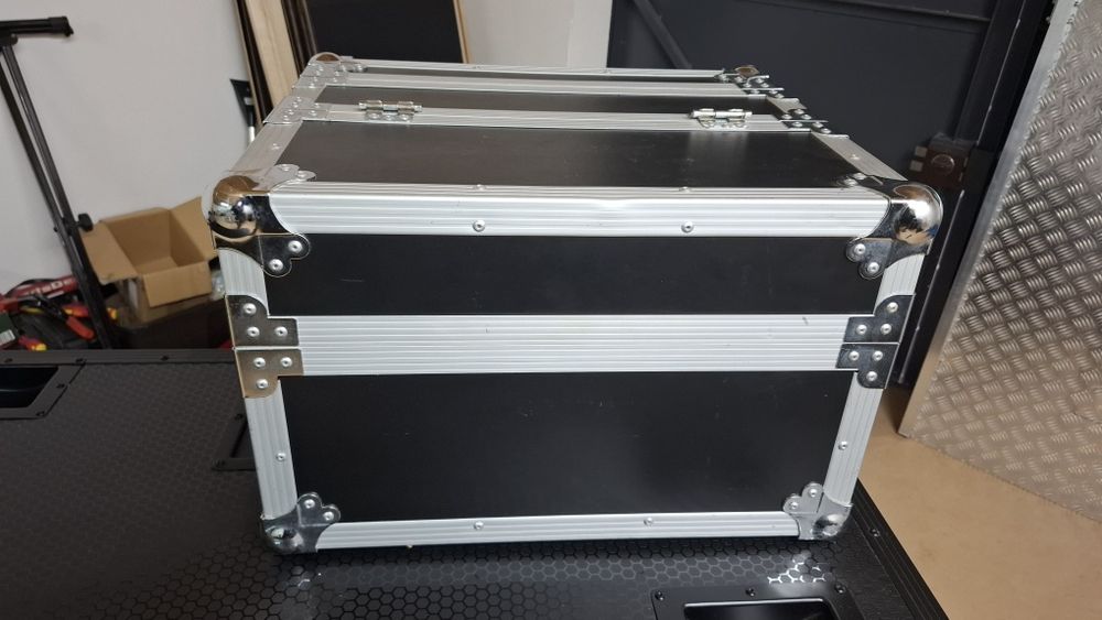 CASE rack 19 cali 3U/7U w tym  szuflada
