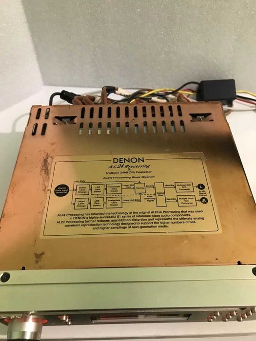 Denon DCT-A1 автомагнитола Hi-End 24Bit