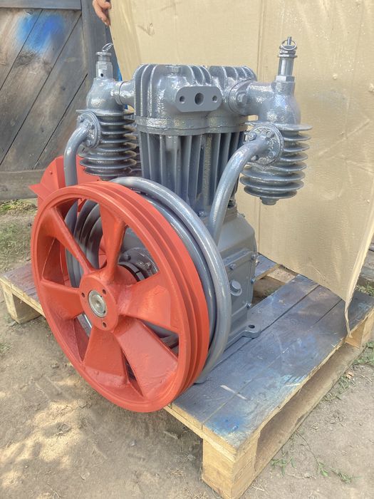 Коспрессор компрессор ГСВ 0.6/12