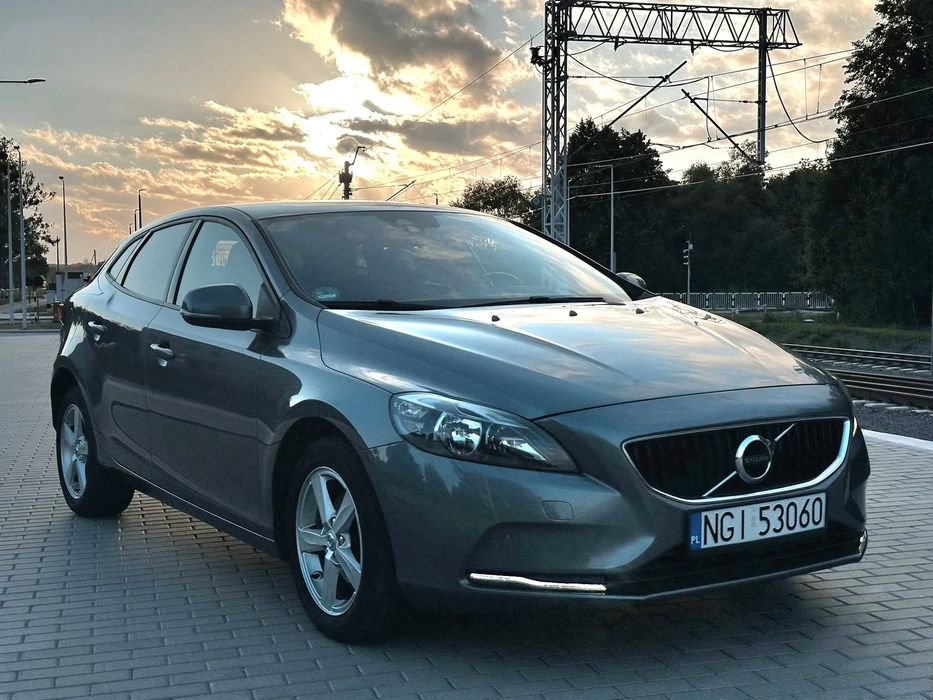 Volvo V40 bezwypadkowy serwisowany ,kamera cofania, czujniki przód i tył, piękny