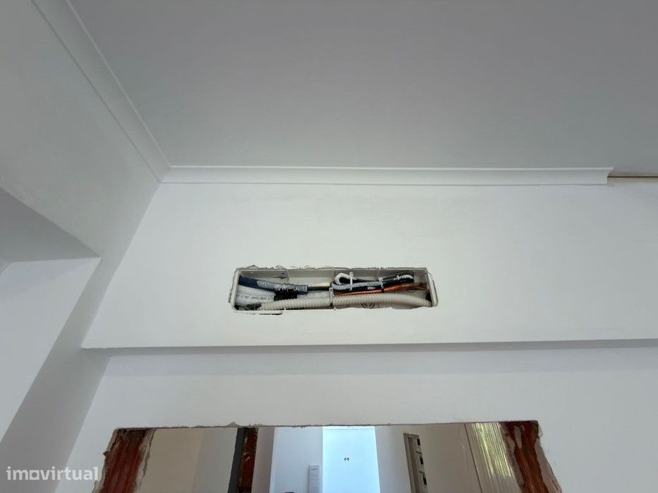 Apartamento T2, Reboleira, Amadora