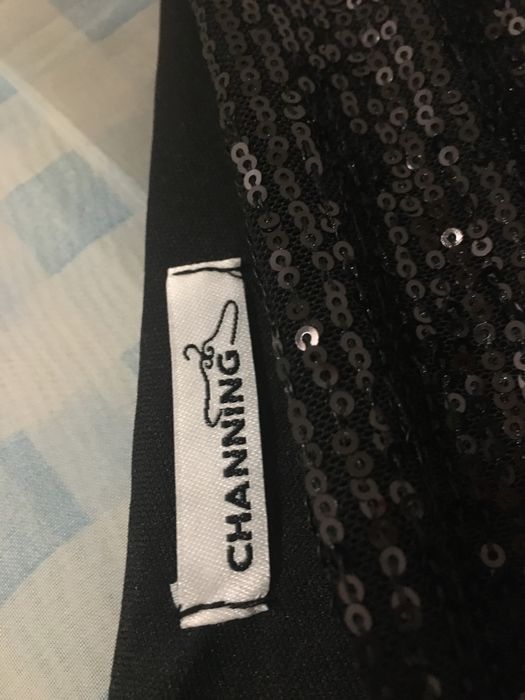 Vestido sexy com brilhantes