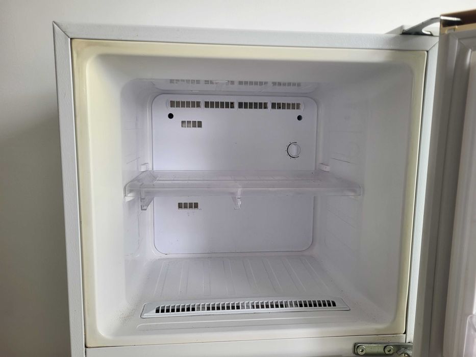 Frigorifico a funcionar na perfeiçao