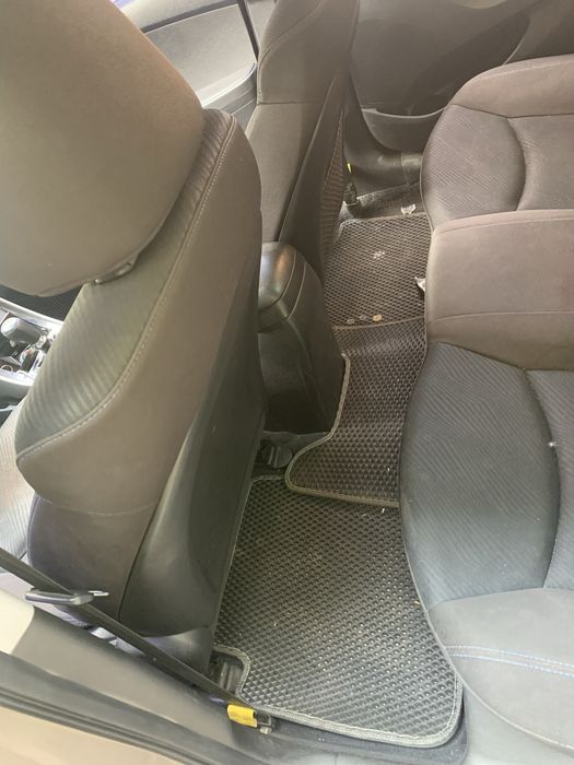 Hyundai Elantra 2012