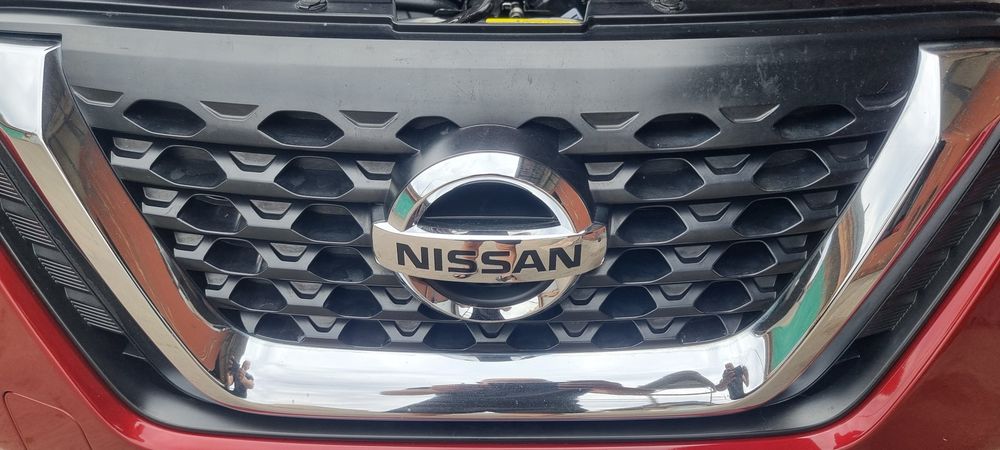 Продам логотип, эмблема NISSAN оригинал!