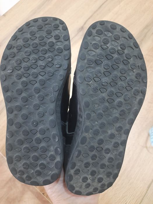 Кроссовки демисезонные