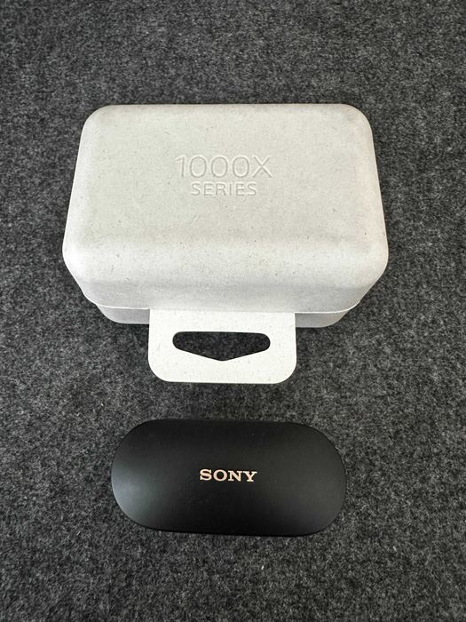 Sony WF-1000XM4 como novos e espumas novas Comply Premium Pro