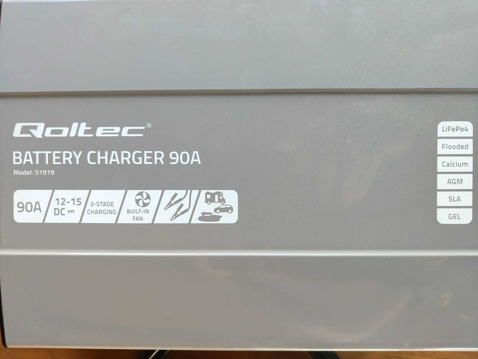 Qoltec Monolith 51919 prostownik ładowarka 12V 90A