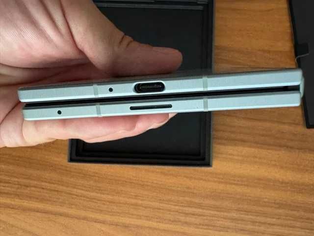 Samsung Z Fold 8 - Troco por Iphone