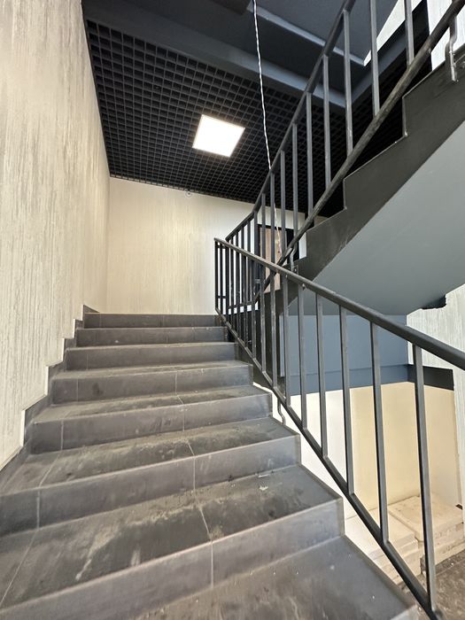 Продаж 2 кімнатна квартира (р-н Сихів) ЖК Вілла Зубра право власності