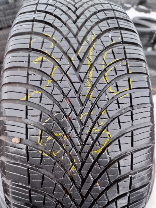 Opona używana 215/55R16 Dębica Navigator 3 1szt.