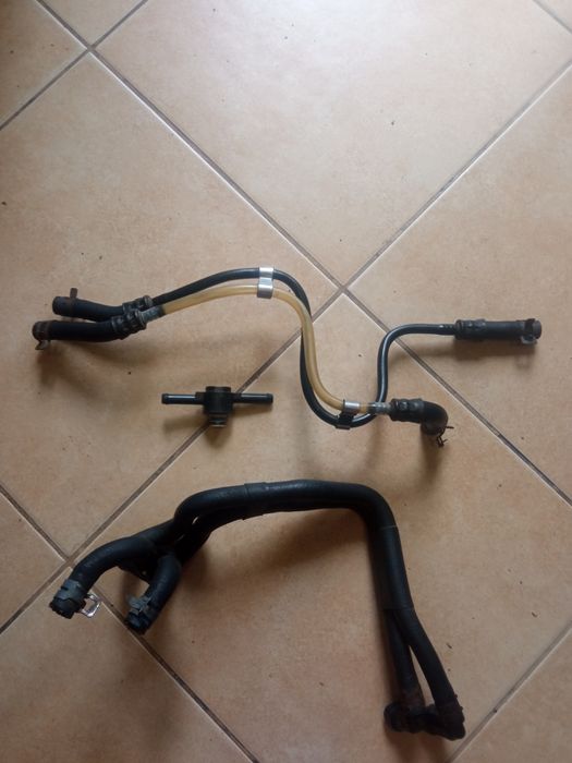 Паливні трубки, шланги Шкода Октавія Тур