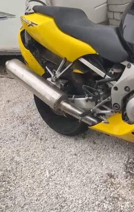 Honda CBR 600 f4 2000 acidentada c/documentos