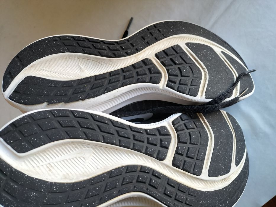 Tênis pretos Nike Downshifter