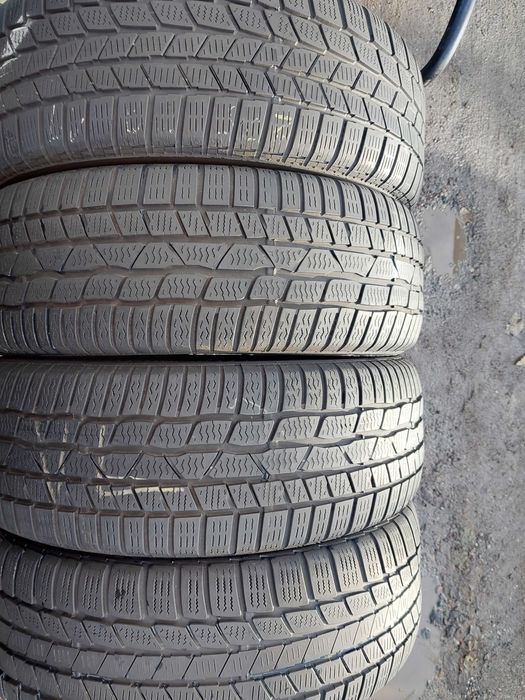 Opony zimowe 205.50.17 Continental