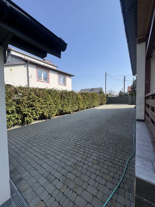 Продаж 4к будинку у с. Підрясне