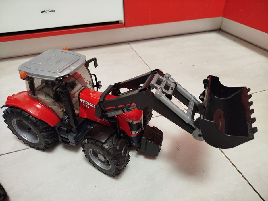 Трактори Bruder іграшковий трактор великий