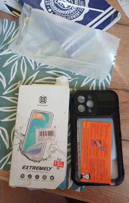 Shellbox 360 etui wodoodporne MagSafe iPhone 13 Pro IP68 pyłoszczelne