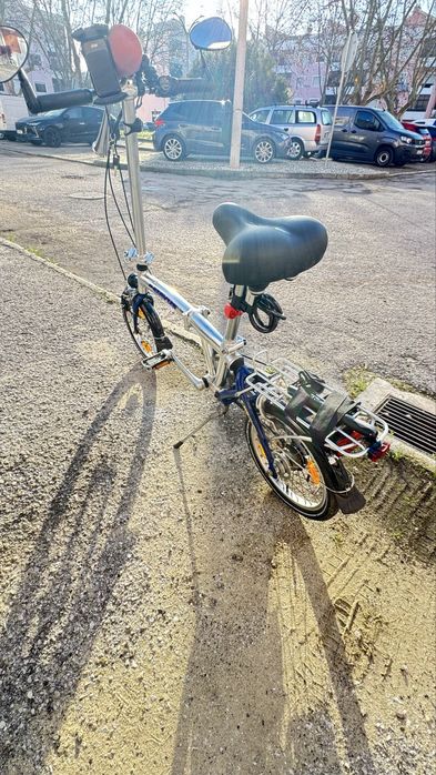 Bicicleta para as voltinhas  do dia a dia muinto  leve