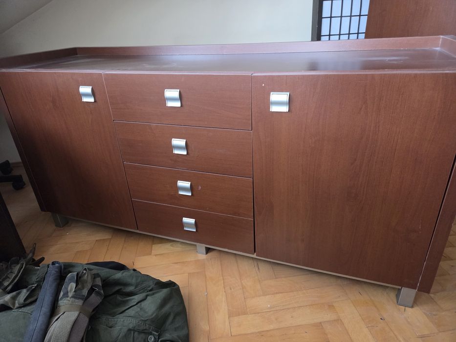 Duża, pojemna komoda, szafka pod TV w dobrym stanie