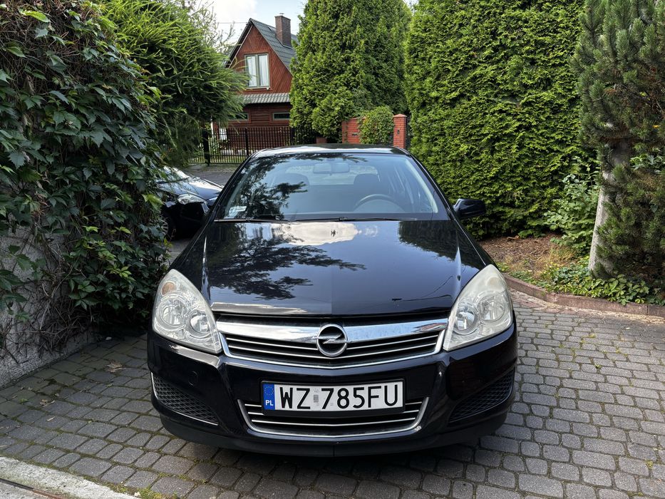 Opel Astra H 1.6 115 km
