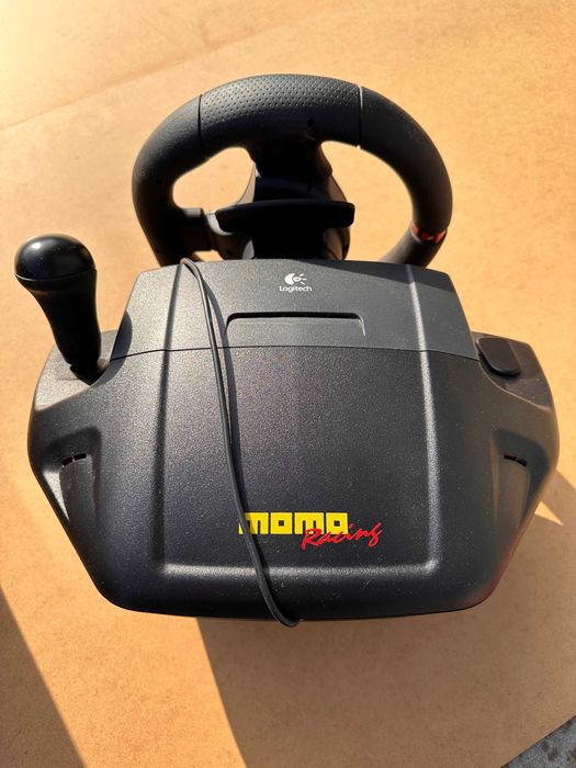 Logitech MOMO Racing Force Feedback Wheel (новий, відкрита коробка)