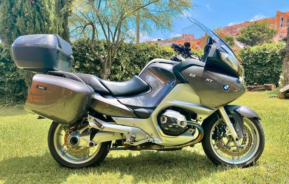 BMW R1200 RT 2013, 63.390 km, equipada como nova