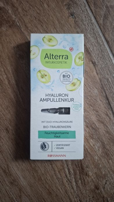 Ampułki do twarzy z kwasem hialuronowym Alterra