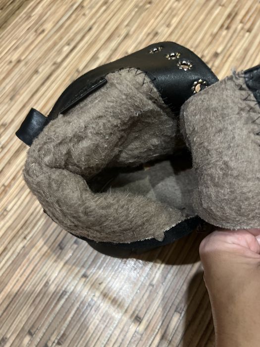 Ботинки зимові на масивній підошві