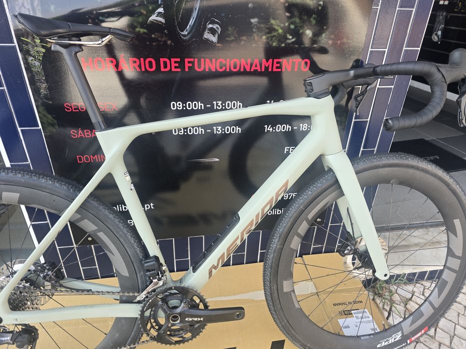 Merida mission 7000  L com zipp