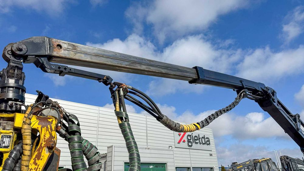 Harwester John Deere 1270E rok 2013