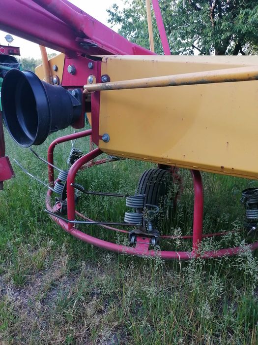 przetrząsaczo zgrabiarka POMAROL