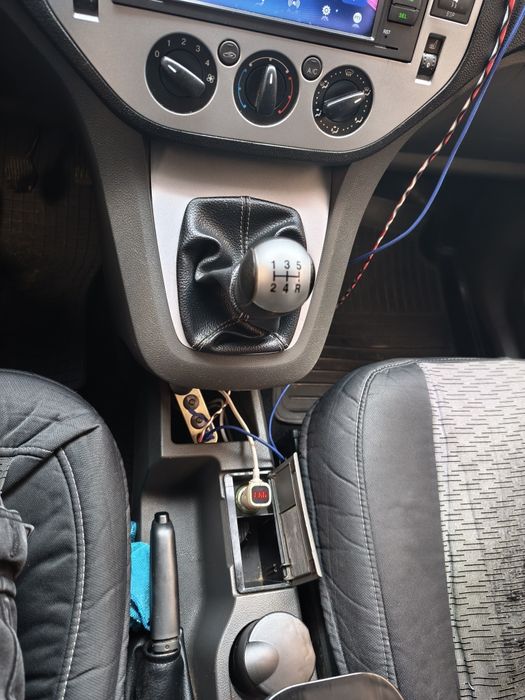 Продам Ford focus c-max 1.6 газ-бензин