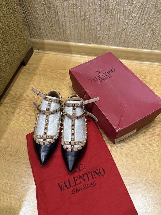 Туфли valentino с шипами лодочки балетки черные кожа