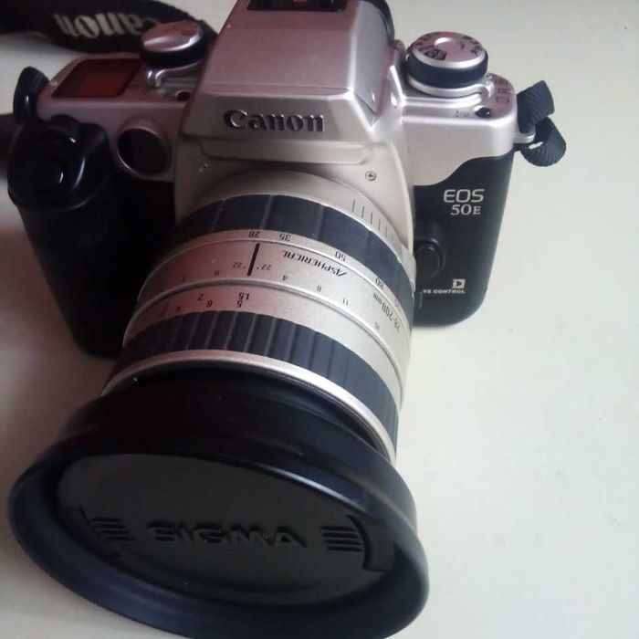 Canon EOS 50E como nova. Negociavel